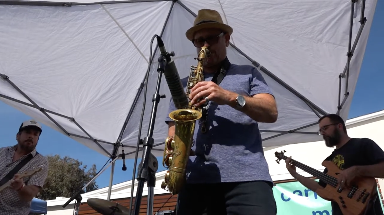 Red Fox Tails @ Eclectic Lawn Series