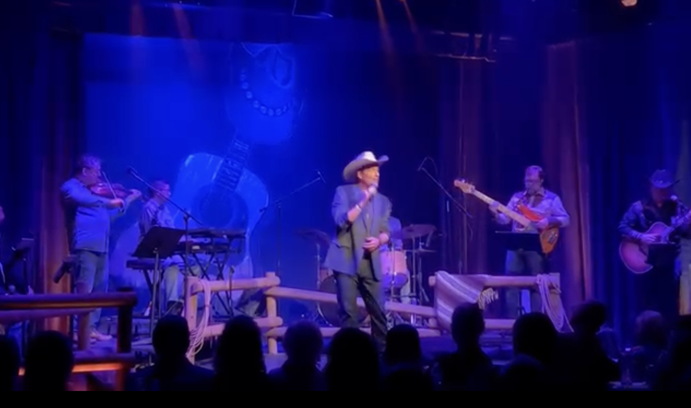 Encore Supper Club – Shania & Strait country tribute